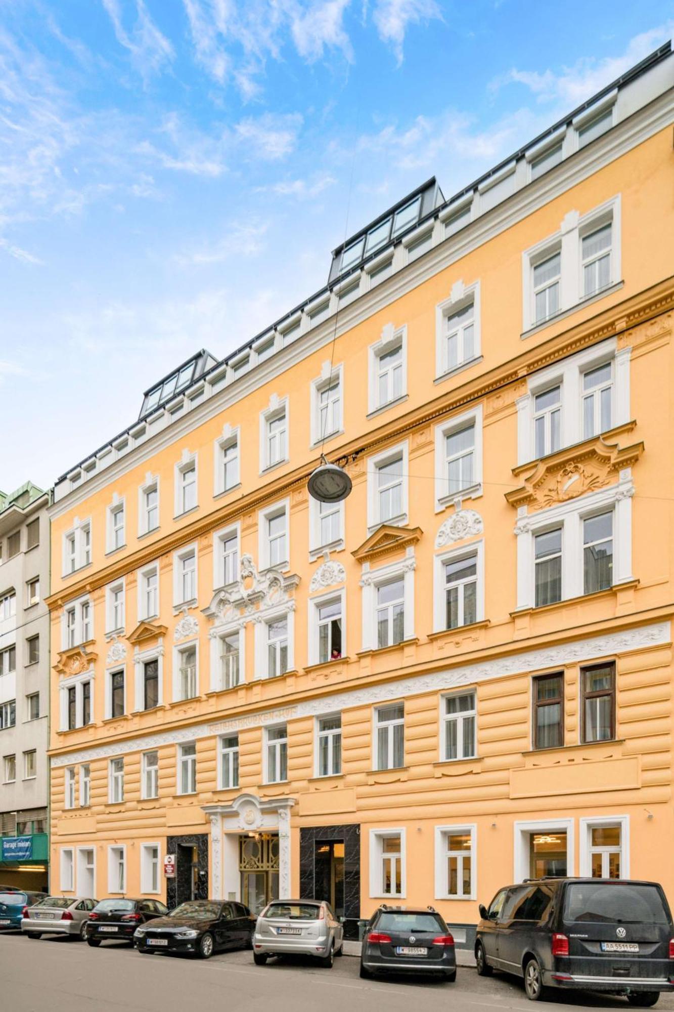 Western Celebrity Appart hôtel